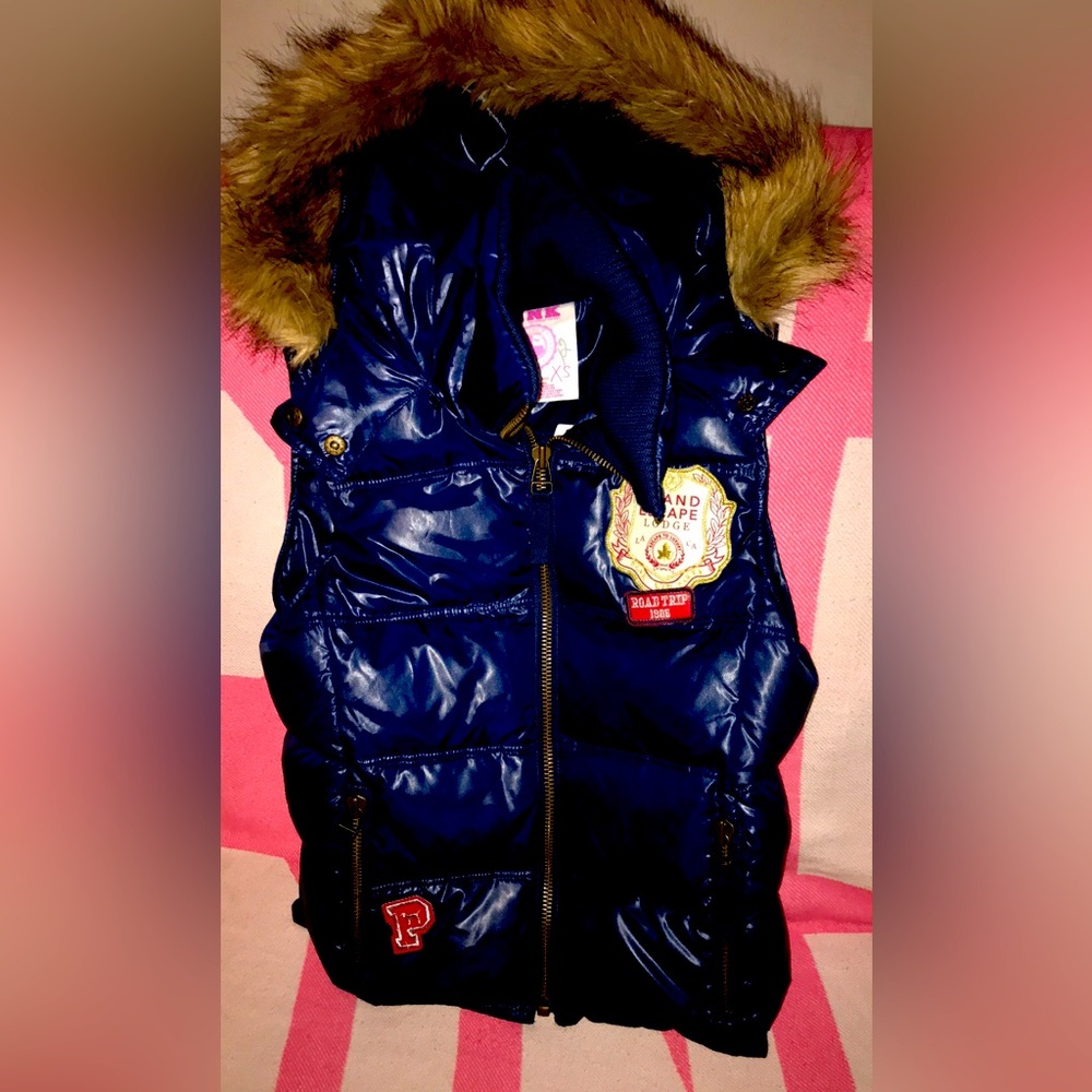Victoria’s Secret Pink Vintage Puffer Vest with a Detachable Furlined Hood BNWT